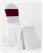 Fehér székhuzat - Organza vörös masnival